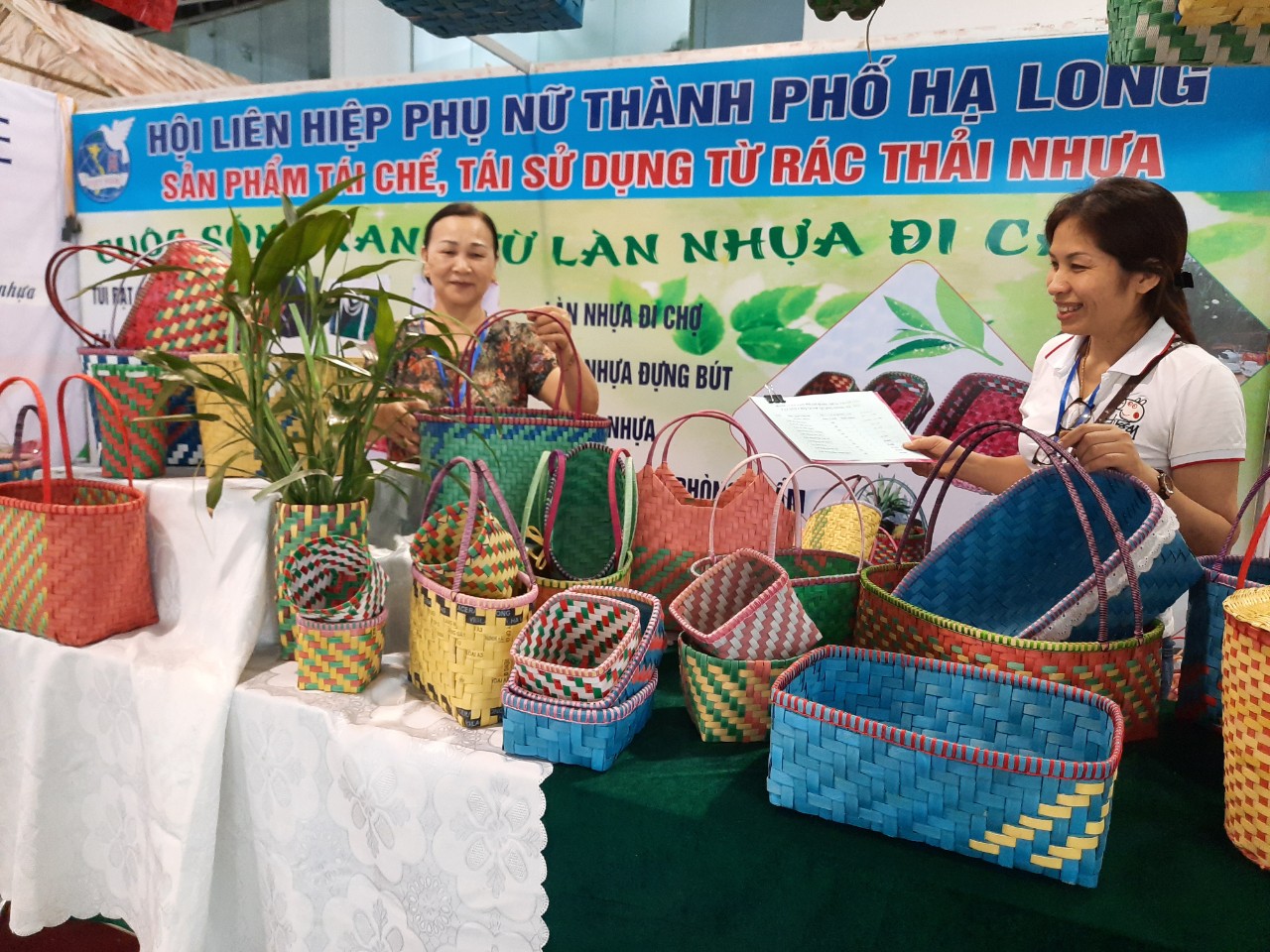 giảm thiểu rác thải nhựa Hội LH PN Thành phố: Thúc đẩy các hoạt động giảm thiểu rác thải nhựa, vì môi trường sống xanh