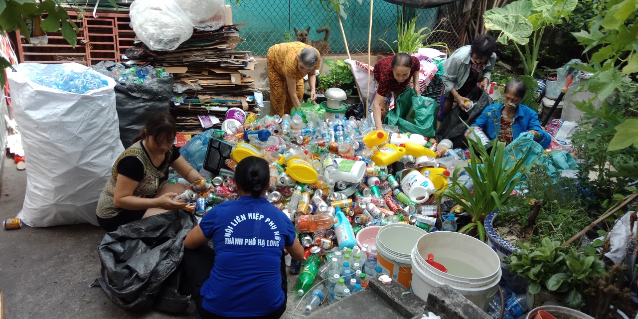 giảm thiểu rác thải nhựa Hội LH PN Thành phố: Thúc đẩy các hoạt động giảm thiểu rác thải nhựa, vì môi trường sống xanh